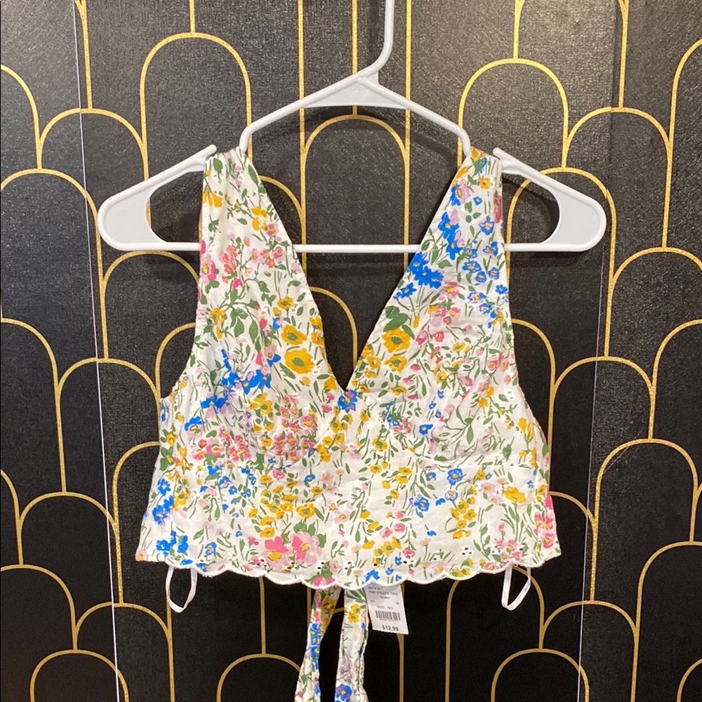 New floral crop top size small